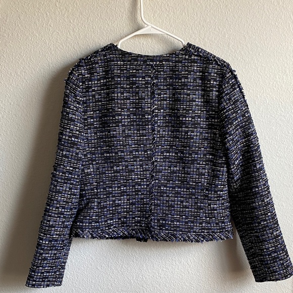 Women’s Banana Republic Black, Navy, and White Tweed Blazer - Picture 7 of 13